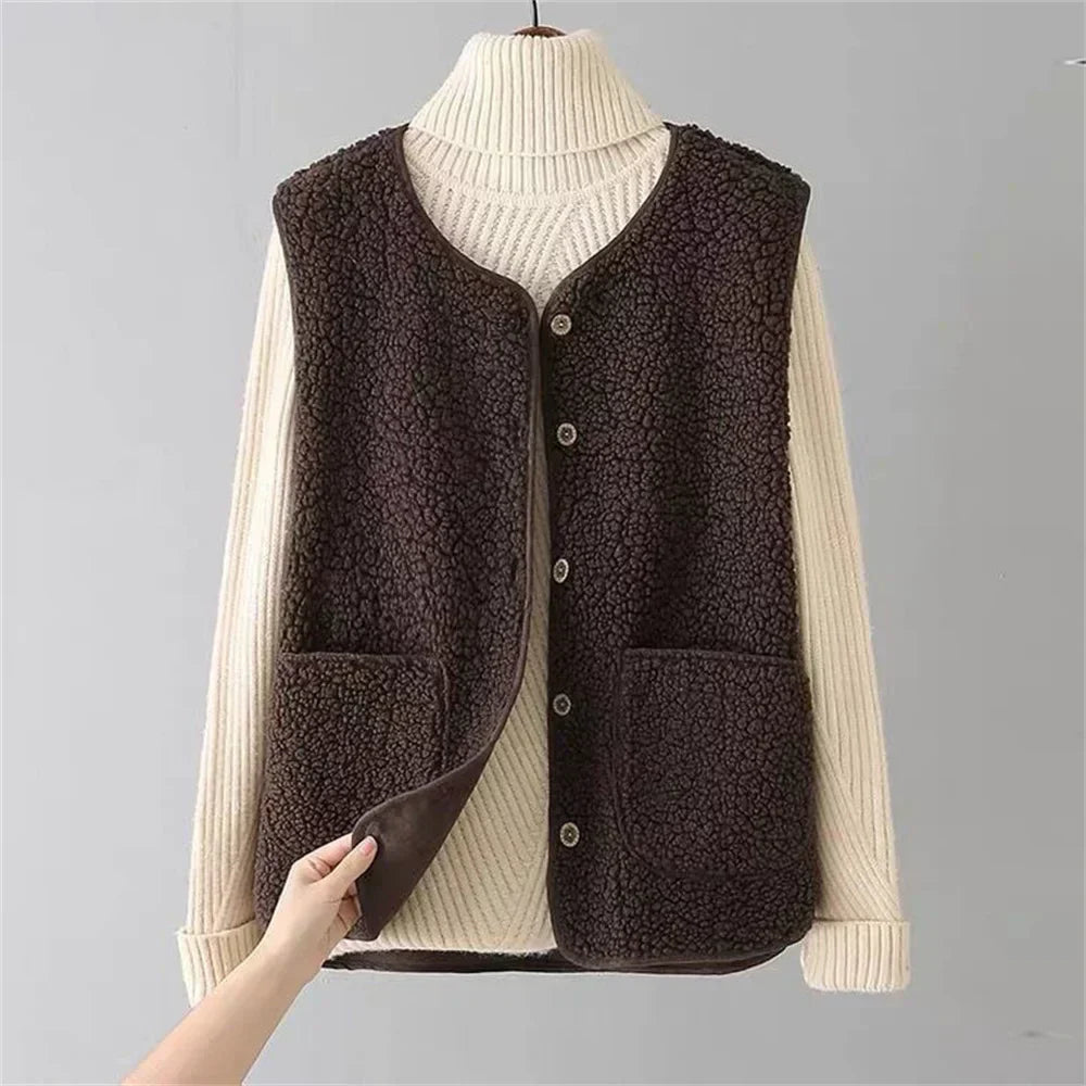 Faye - Classic Wool Gilet